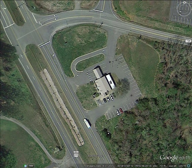 More Photos Of 3651 Greensboro Rd, Ridgeway Bank For Lease