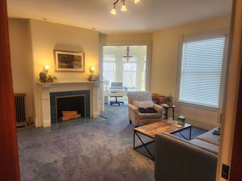 More Photos Of 2 South St, Grafton Office For Lease