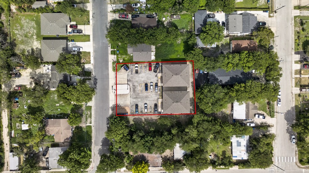 More Photos Of 926 Drury Ln, San Antonio Apartments For Sale