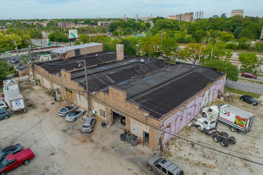 More Photos Of 3659 W Harrison St, Chicago Warehouse For Sale
