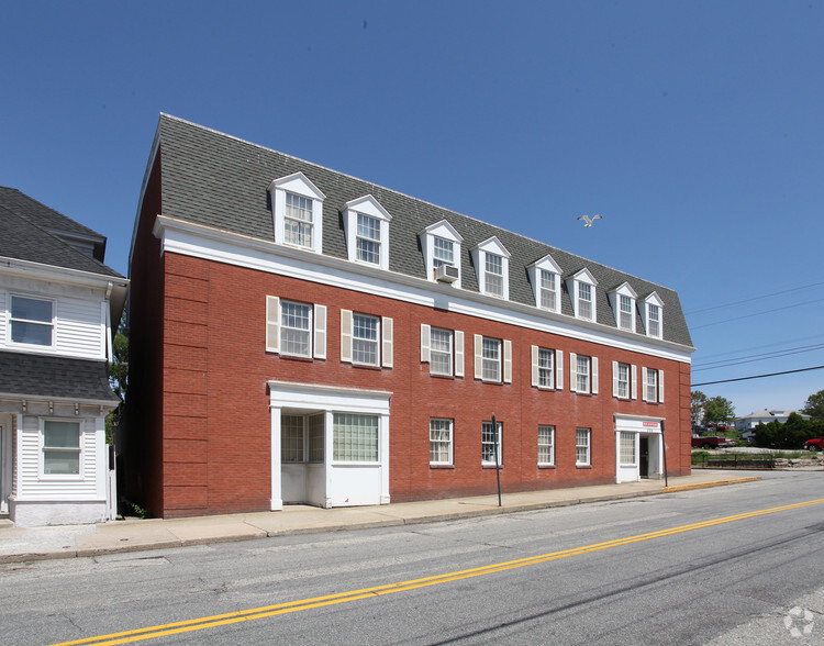 Primary Photo Of 514-520 Thames St, Groton Office Residential For Lease