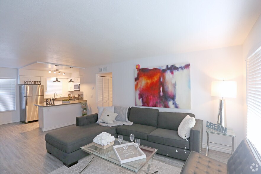 More Photos Of 3001 N 32nd St, Phoenix Apartments For Sale