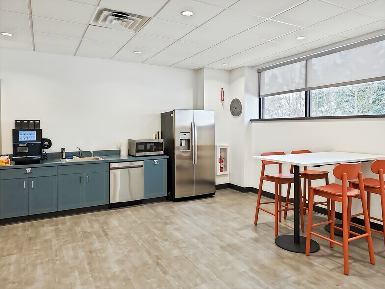 More Photos Of 251 John James Audubon Pky, Amherst Coworking Space