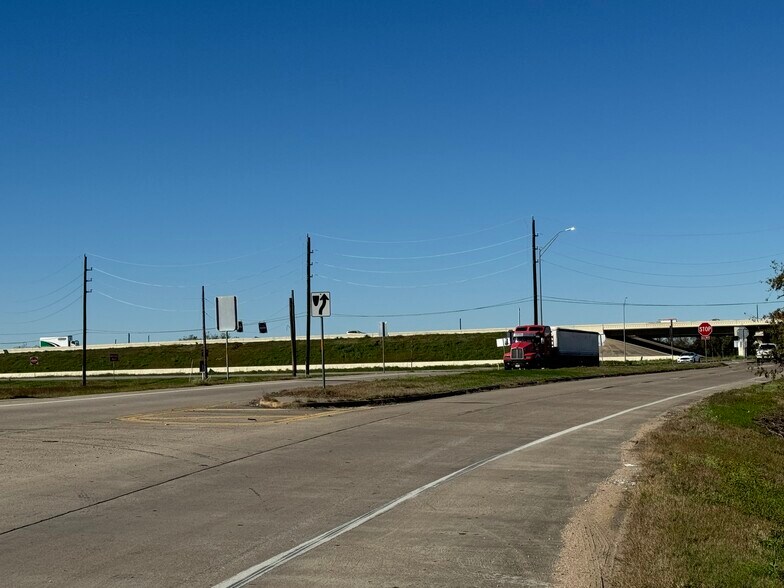 More Photos Of FM 360 Road, Beasley Land For Sale