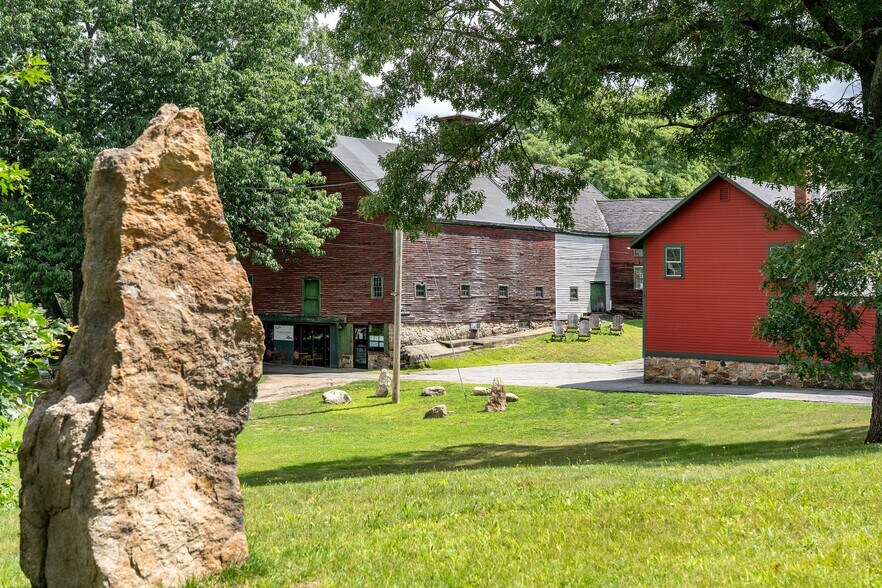 More Photos Of 11 Marbleridge Rd, North Andover Specialty For Sale