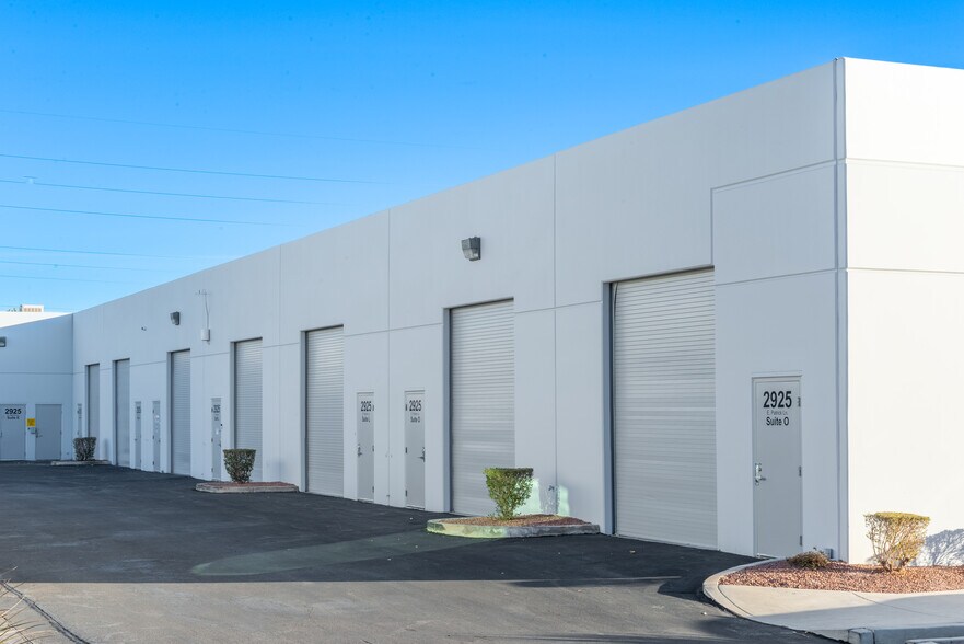 More Photos Of 2875 E Patrick Ln, Las Vegas Unknown For Lease