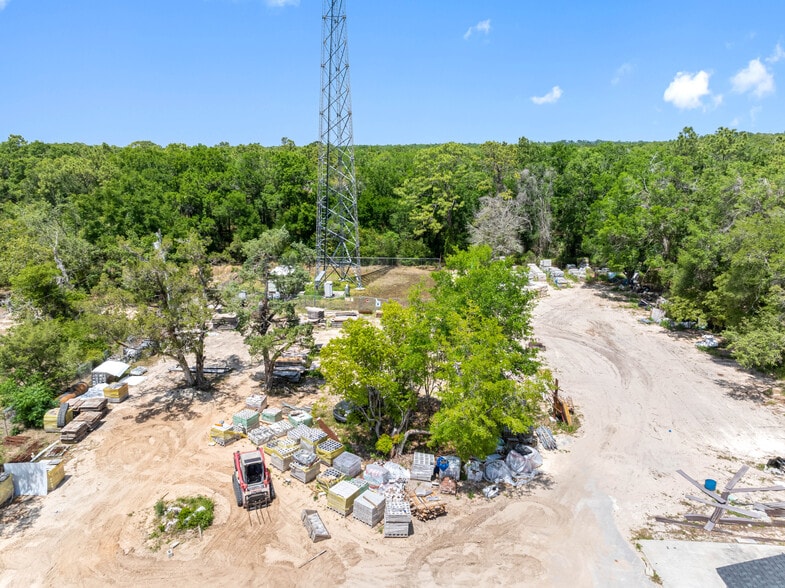 More Photos Of 16299 Cortez Blvd, Brooksville Service For Sale