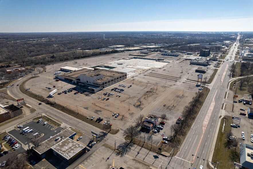 More Photos Of 3500 SW Topeka Blvd, Topeka Land For Sale