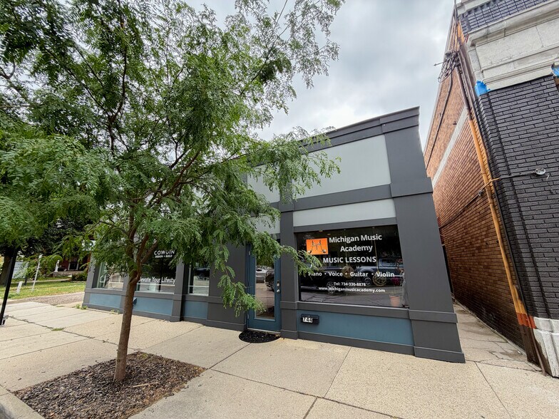 Primary Photo Of 744-748 Starkweather St, Plymouth Storefront For Lease
