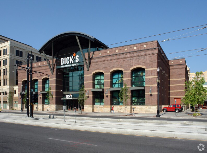 More Photos Of 41 S Rio Grande St, Salt Lake City General Retail For Lease
