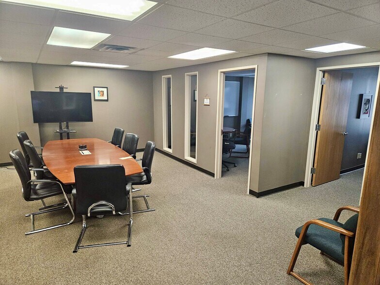 More Photos Of 1335 Dublin Rd, Columbus Office For Lease