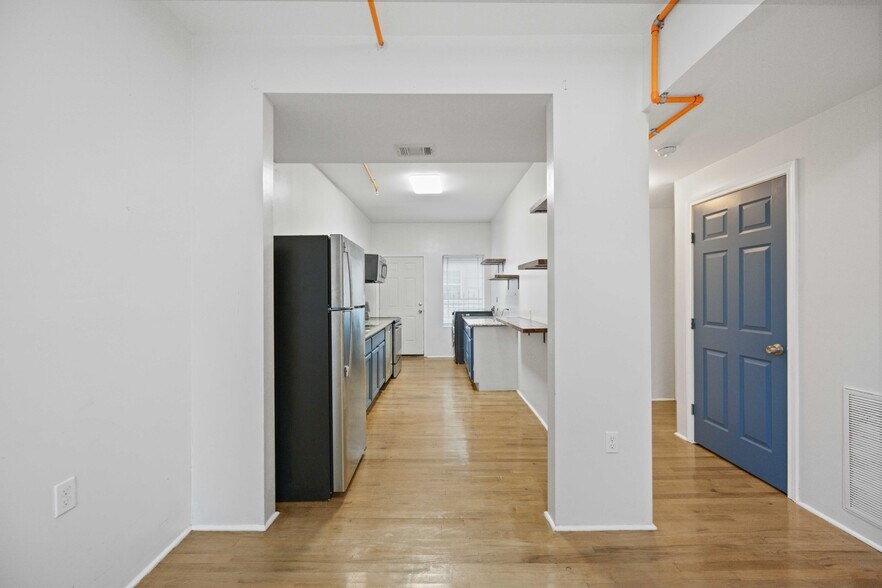 More Photos Of 2602 Isabella St, Houston Apartments For Sale