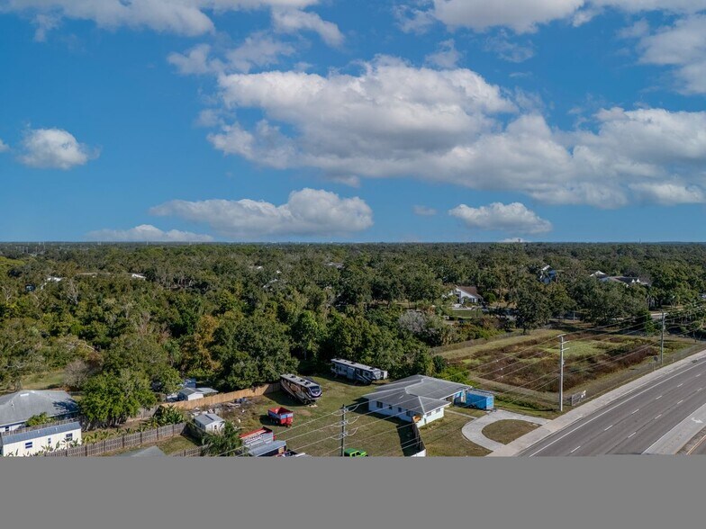 More Photos Of 4431 Fruitville Rd, Sarasota Office For Sale