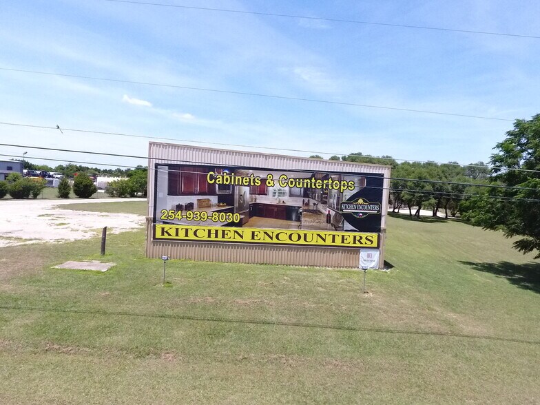 More Photos Of 6888 W Us Highway 190, Belton Showroom For Sale
