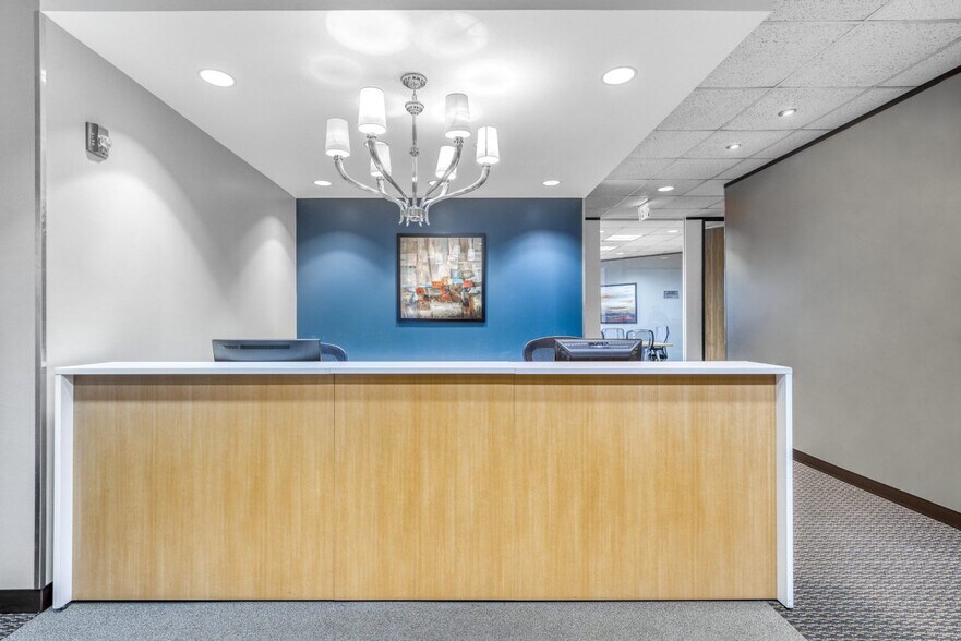 More Photos Of 1700 Post Oak Blvd, Houston Office For Lease