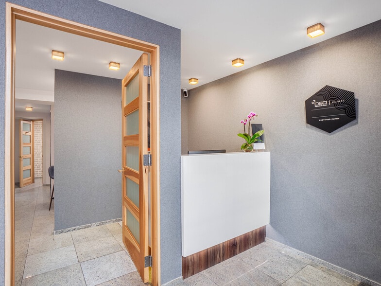 More Photos Of 1025 Fifth Ave, New York Apartments For Sale