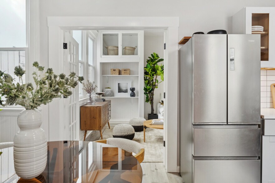 More Photos Of 17-19 Card Aly, San Francisco Apartments For Sale