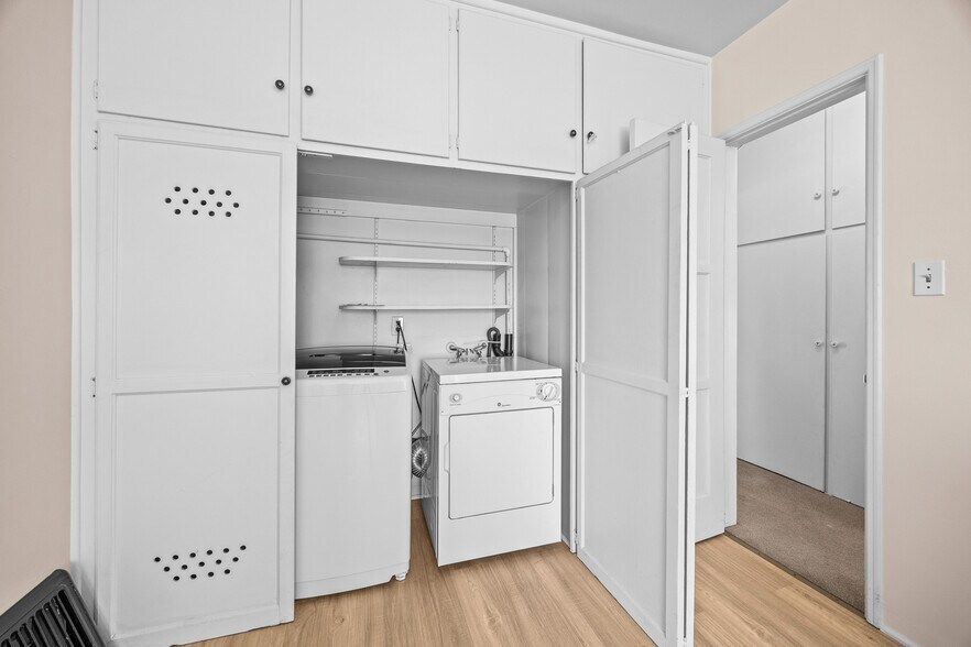 More Photos Of 1047 N San Gabriel Ave, Azusa Apartments For Sale