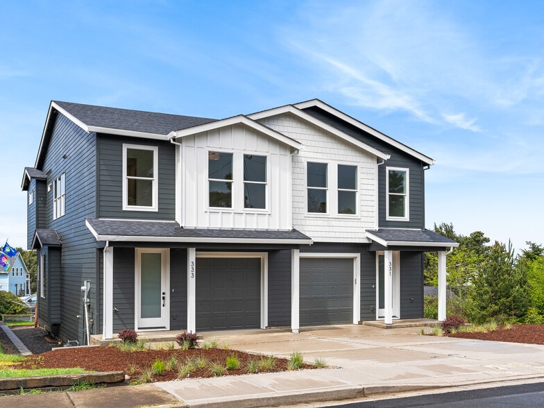 More Photos Of 331 SE Jetty Ave, Lincoln City Apartments For Sale