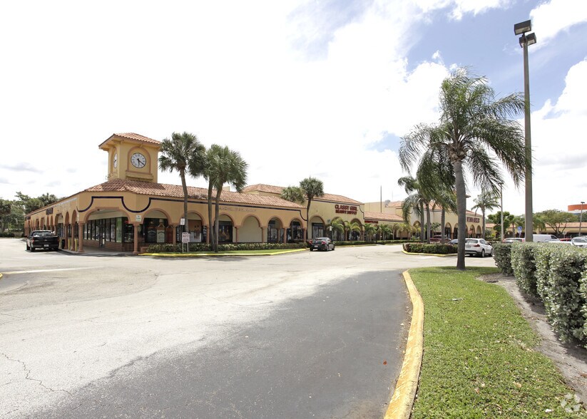 More Photos Of 3100-4661 W Commercial Blvd, Tamarac General Retail For Lease