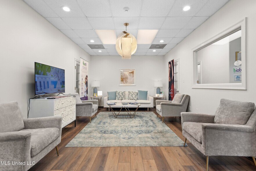 More Photos Of 2556 Marcia Ct, Biloxi Medical For Lease