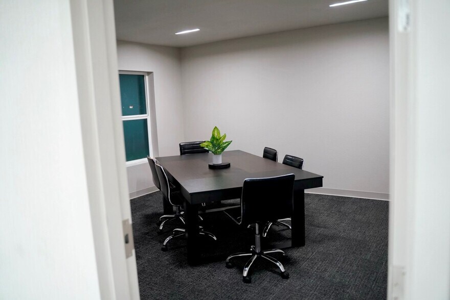 More Photos Of 8203 John Martin Rd, Baytown Religious Facility For Lease
