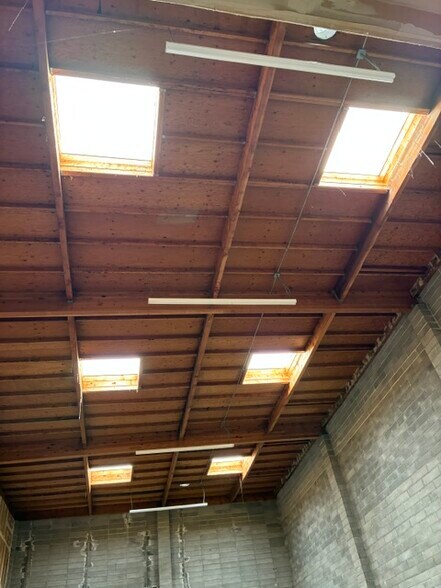 More Photos Of 3450 3rd St, San Francisco Warehouse For Lease