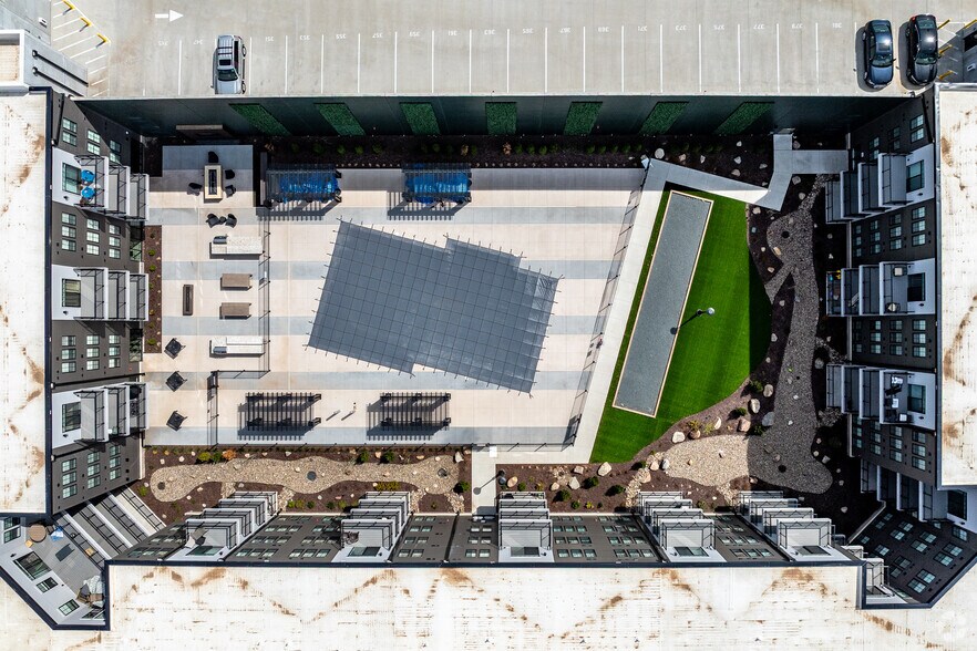 More Photos Of 950 Jordan Creek Pky, West Des Moines Apartments For Lease