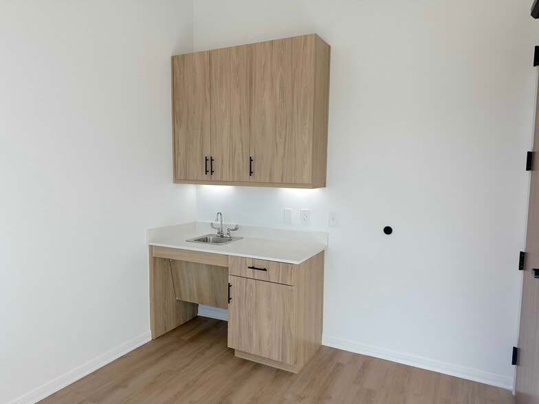 More Photos Of 3925 S Preston Rd, Celina Medical For Sale