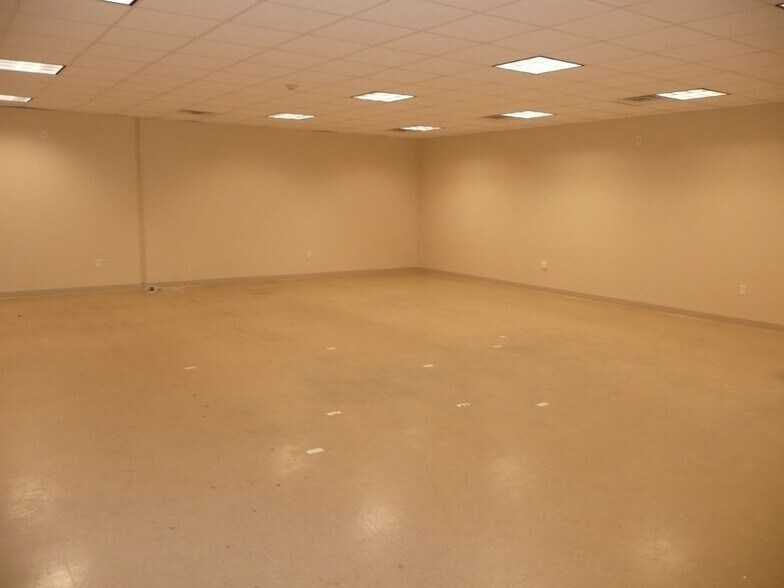 More Photos Of 1735 N Bendix Dr, South Bend Manufacturing For Sale