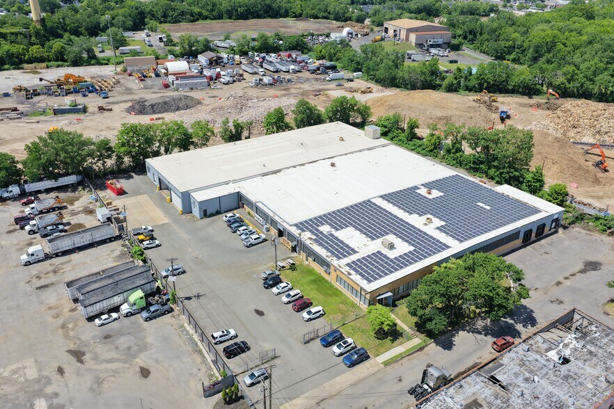 More Photos Of 1659-700 Calhoun Street St, Ewing Warehouse For Lease