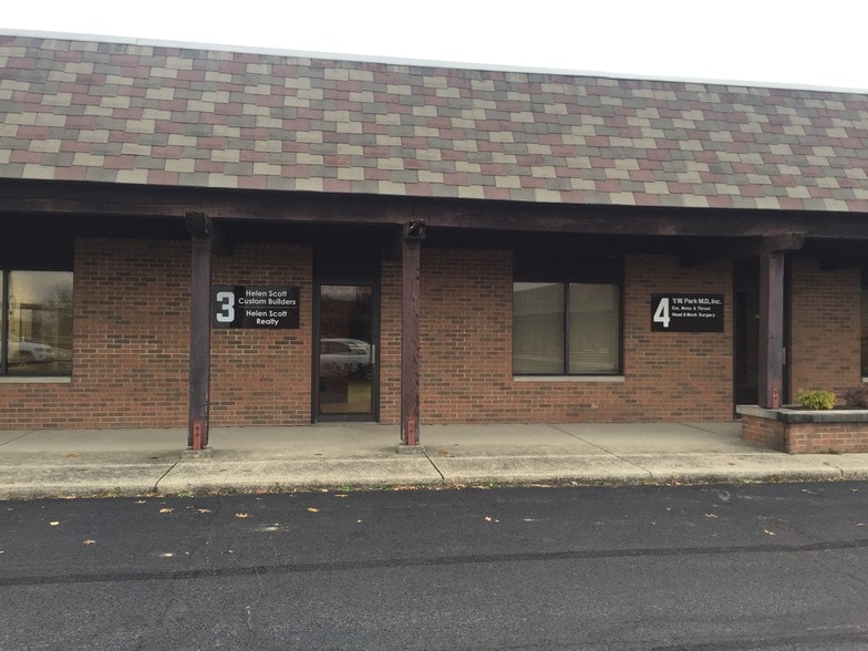 More Photos Of 105 5th St SE, Barberton Medical For Lease