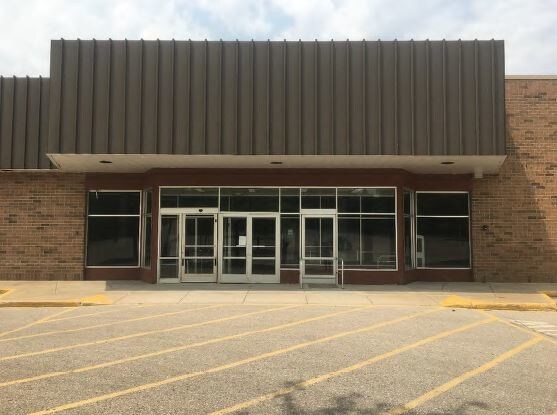 Primary Photo Of 6455 US Highway 31 N, Williamsburg Bar For Sale