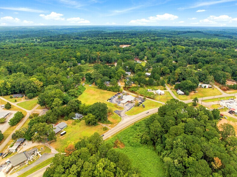 More Photos Of 2092 West Point Rd, Lagrange Bank For Sale