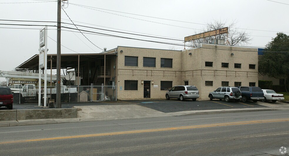 More Photos Of 11514 Jones Maltsberger Rd, San Antonio Warehouse For Sale
