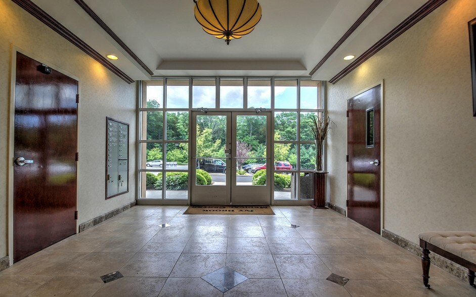 More Photos Of 2 Ivy Brook Rd, Shelton Medical For Lease