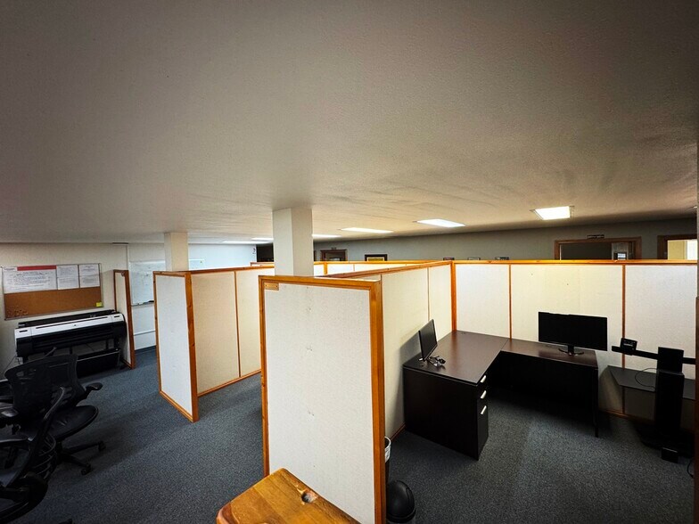 More Photos Of 1913-1957 Fescue St, Albany Industrial For Sale