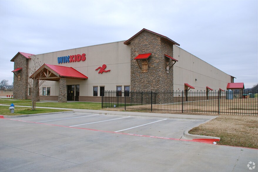 More Photos Of 3000 Waketon Rd, Flower Mound Sports And Entertainment For Sale