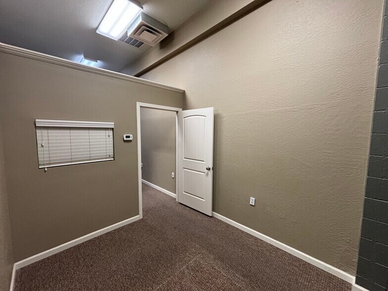 More Photos Of 920 Caldwell Blvd, Nampa Unknown For Lease