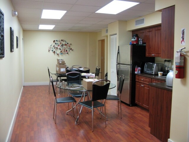 More Photos Of 10840 NW 138th St, Hialeah Warehouse For Lease