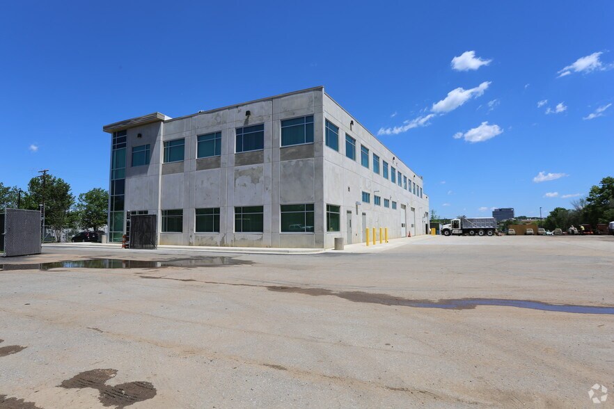 More Photos Of 7521 Jefferson Ave, Hyattsville Flex For Lease