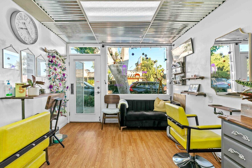 More Photos Of 2114 W Magnolia Blvd, Burbank Storefront For Sale