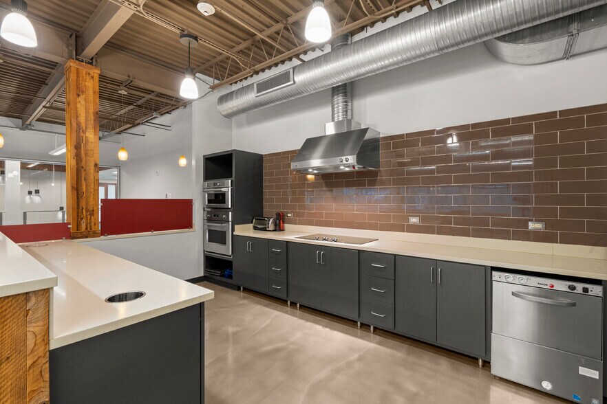 More Photos Of 650 Danbury Rd, Ridgefield Office For Sale