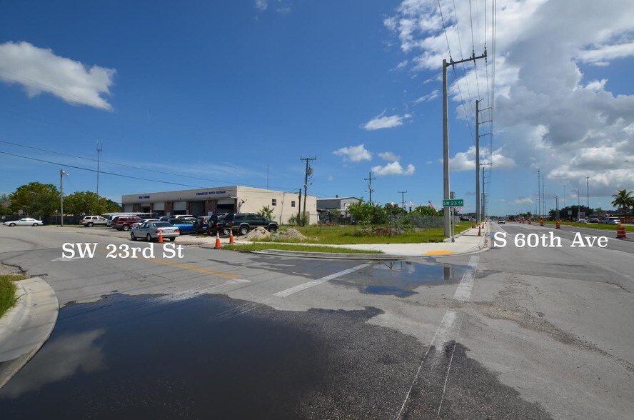 More Photos Of 5960-5992 SW 23rd St, West Park Showroom For Sale