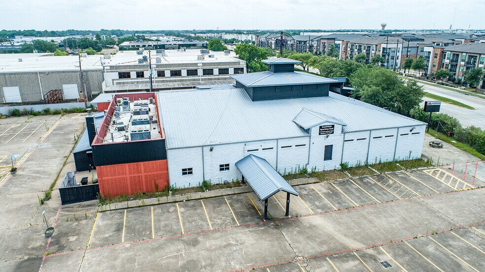 More Photos Of 11110 W Airport Blvd, Stafford Bar For Sale