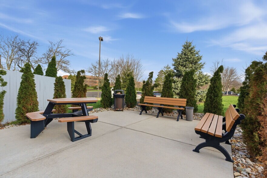 More Photos Of 5080 Tuttle Crossing Blvd, Dublin Office For Lease