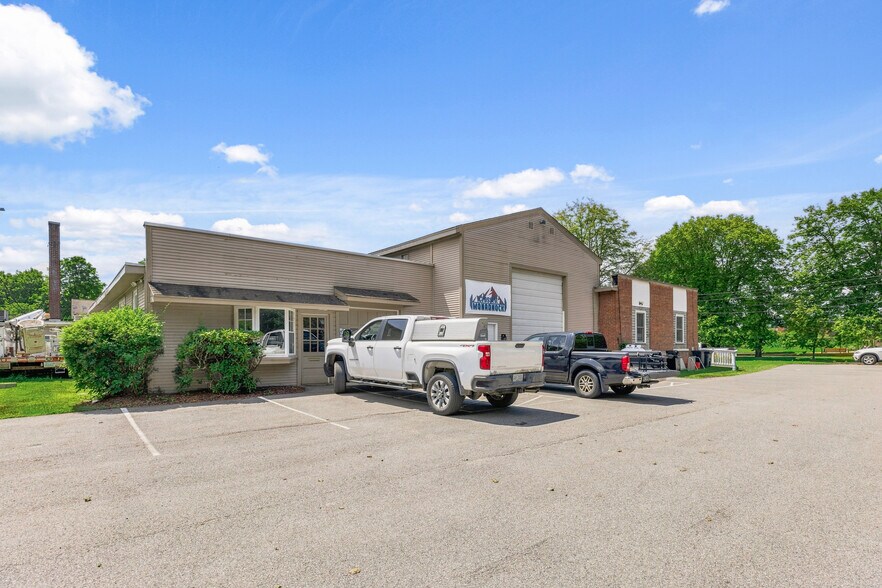 More Photos Of 36 Carpenter Street St, Keene Office For Sale