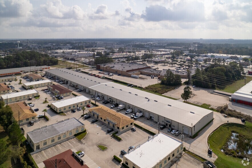 More Photos Of 25275 Budde Rd, Spring Light Distribution For Lease