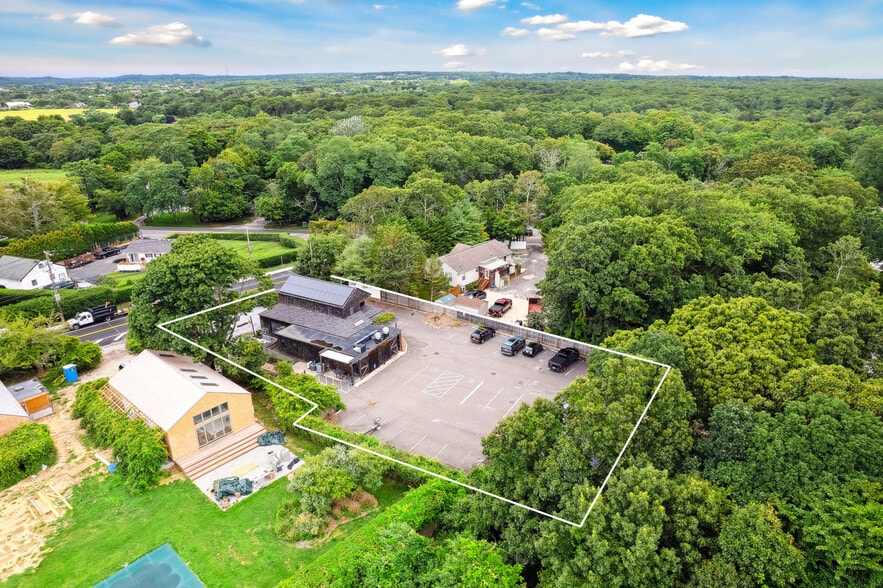 More Photos Of 203 Bridgehampton Tpke, Bridgehampton Restaurant For Lease