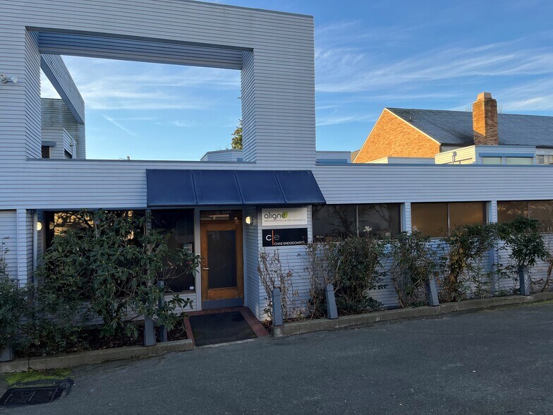 More Photos Of 7715 24th Ave NW, Seattle Office For Sale